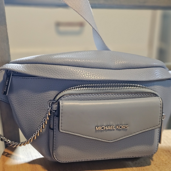 Michael Kors Light Gray Crossbody Bag - Picture 4 of 5